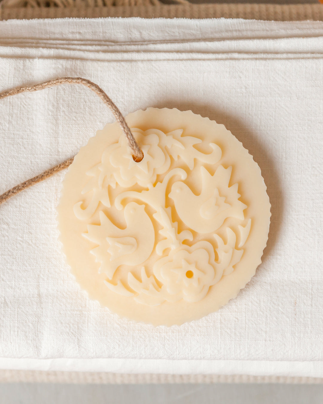 Lovebirds Apricot Flower Soap 225g