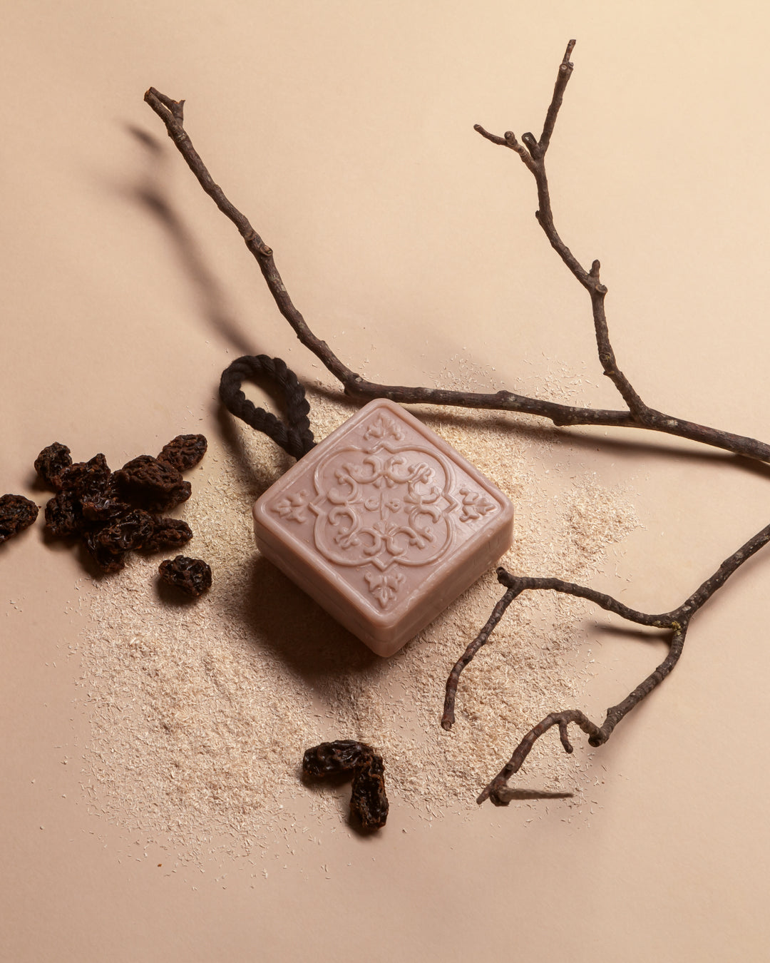 Esfoliante Sólido para Corpo Santal Tonka 150g - 1-9195