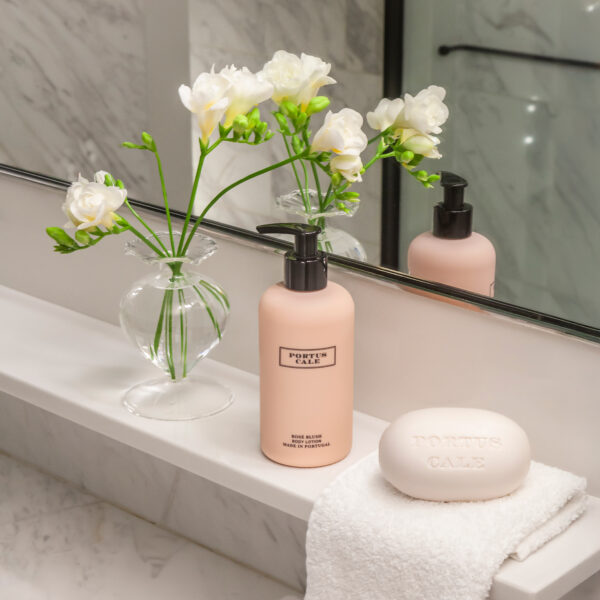 Loção Corporal Rosé Blush 300ml - Image 2