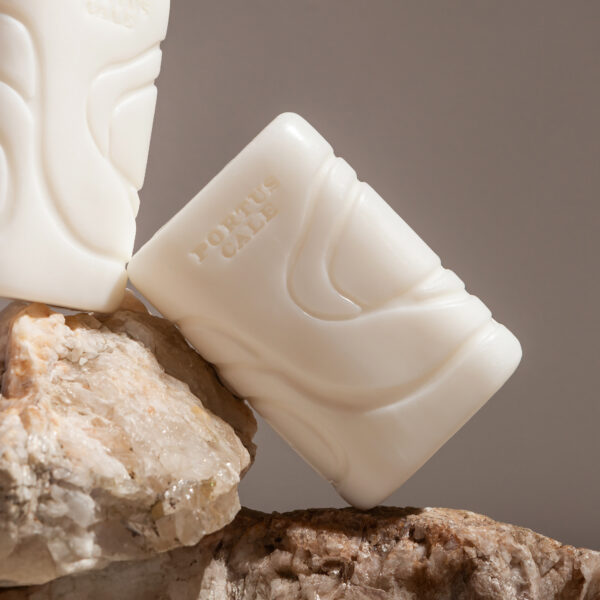 Hajjar Blanc Soap 180g - Image 4